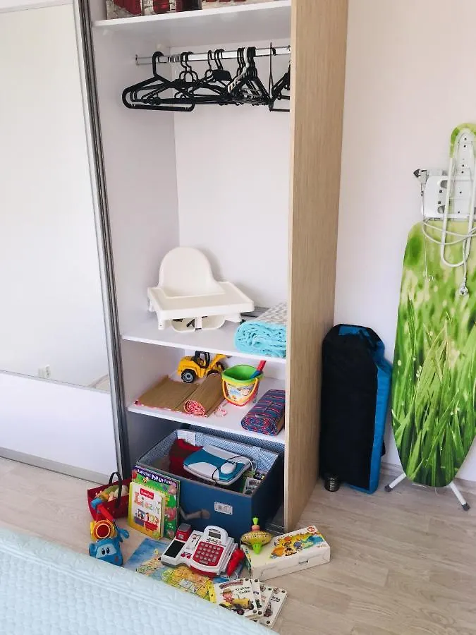 Sunny Sleeps 4 By The Beach With Garden Patio - Gdansk Przymorze Apartamento